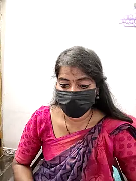 Snapshot of tamil_Sigappu_Roja chatting on 11/10/25, 12:54 tamil Sigappu Roja online show from 11/10/25, 12:54