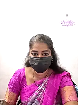 Snapshot of tamil_Sigappu_Roja chatting on 11/29/25, 12:44 tamil Sigappu Roja online show from 11/29/25, 12:44