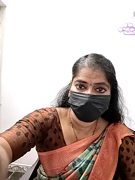 Snapshot of tamil_Sigappu_Roja chatting on 12/03/25, 01:06 tamil Sigappu Roja online show from 12/03/25, 01:06
