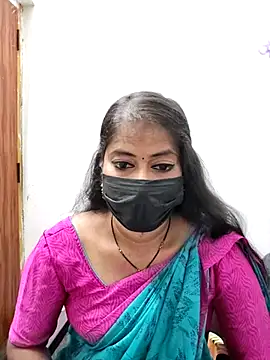 Snapshot of tamil_Sigappu_Roja chatting on 06/25/26, 12:52 tamil Sigappu Roja online show from 06/25/26, 12:52