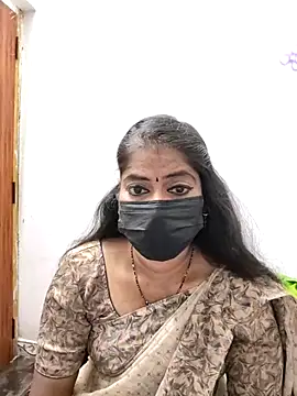 Snapshot of tamil_Sigappu_Roja chatting on 11/04/25, 12:47 tamil Sigappu Roja online show from 11/04/25, 12:47