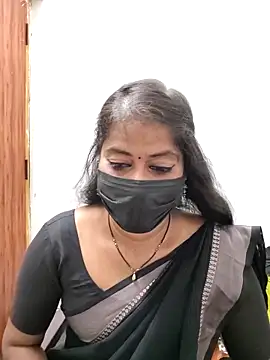 Snapshot of tamil_Sigappu_Roja chatting on 06/16/26, 12:43 tamil Sigappu Roja online show from 06/16/26, 12:43