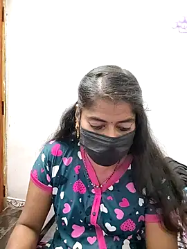 Snapshot of tamil_Sigappu_Roja chatting on 11/04/25, 01:04 tamil Sigappu Roja online show from 11/04/25, 01:04