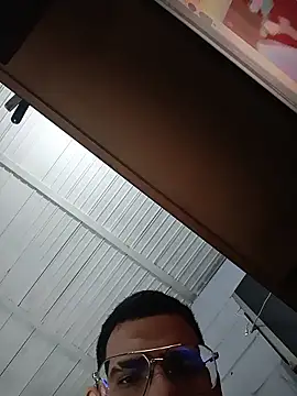 Bigtiti01 online show from 01/12/26, 08:04