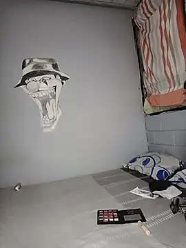 Bigtiti01 online show from 04/10/26, 08:38