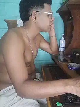 Bigtiti01 online show from 10/03/25, 03:09