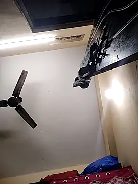 Snapshot of Devi-with-Ram chatting on 11/26/25, 08:47 Devi-with-Ram online show from 11/26/25, 08:47