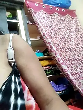 Snapshot of Devi-with-Ram chatting on 10/06/25, 04:19 Devi-with-Ram online show from 10/06/25, 04:19