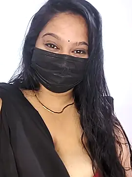 Snapshot of Cute_Avni99 chatting on 10/18/25, 05:31 Cute Avni99 online show from 10/18/25, 05:31
