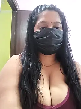 Snapshot of Cute_Avni99 chatting on 11/24/25, 05:07 Cute Avni99 online show from 11/24/25, 05:07