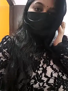 Snapshot of Cute_Avni99 chatting on 11/25/25, 06:14 Cute Avni99 online show from 11/25/25, 06:14