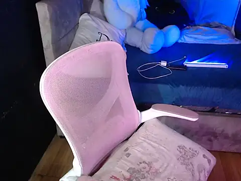 kiamiller x online show from 07/14/26, 05:45
