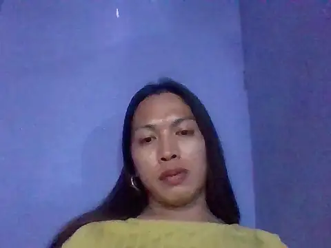 Snapshot of caramiya chatting on 05/11/26, 06:48 caramiya online show from 05/11/26, 06:48
