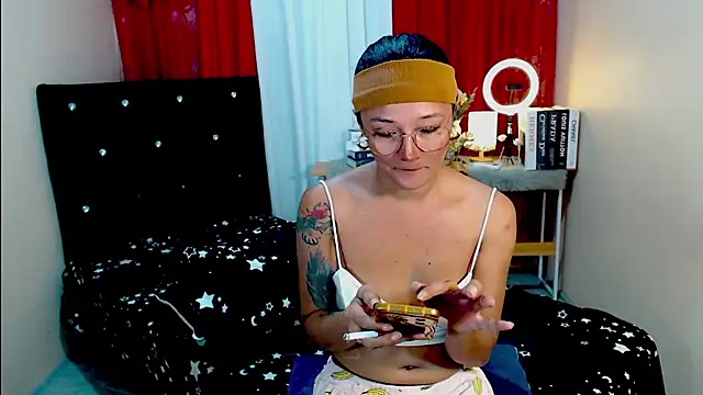 fantasticsophia69 online show from 01/17/26, 08:07