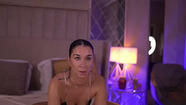 FrancescaDante online show from 11/14/25, 07:12