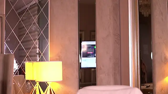 FrancescaDante online show from 02/10/26, 06:56