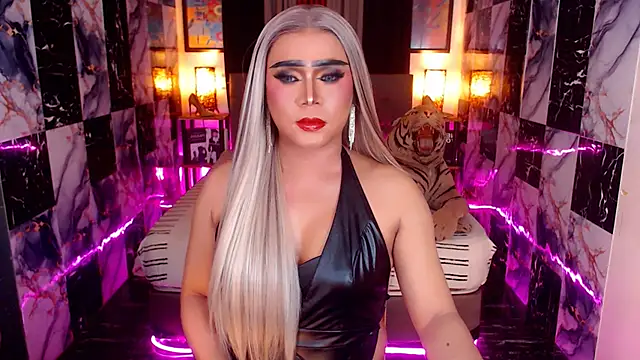 Seductivemeganxx online show from 12/01/25, 06:03