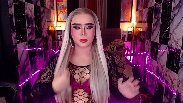 Seductivemeganxx online show from 01/17/26, 07:12