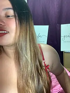 Snapshot of imogen_x chatting on 06/25/26, 12:21 imogen x online show from 06/25/26, 12:21