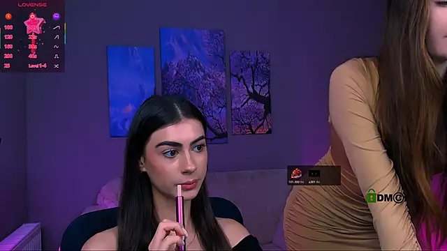 Snapshot of nekky_mouse chatting on 10/10/25, 09:21 nekky mouse online show from 10/10/25, 09:21