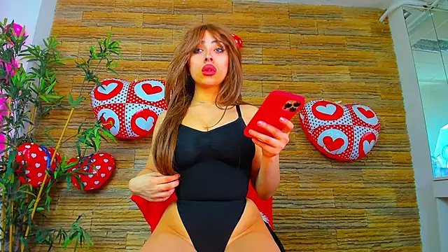 Snapshot of Cupcake_Izzy chatting on 02/21/26, 05:42 Cupcake Izzy online show from 02/21/26, 05:42