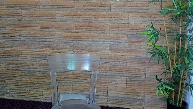 Snapshot of Cupcake_Izzy chatting on 11/05/25, 05:54 Cupcake Izzy online show from 11/05/25, 05:54