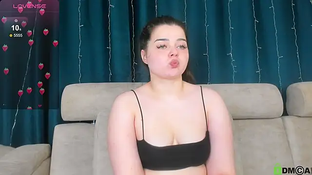 Snapshot of Lola_Popp chatting on 11/22/25, 03:55 Lola Popp online show from 11/22/25, 03:55