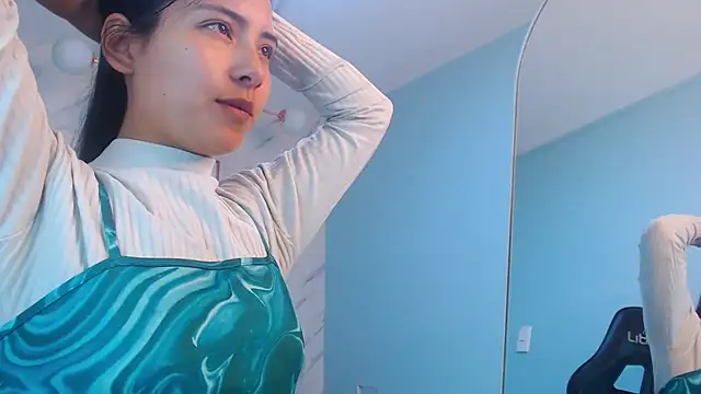 victoria hernandez t  online show from 03/31/26, 01:13