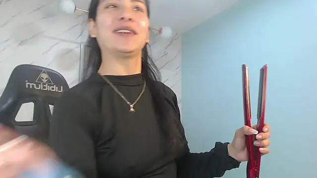 Snapshot of victoria_hernandez_t_ chatting on 07/08/26, 01:12 victoria hernandez t online show from 07/08/26, 01:12