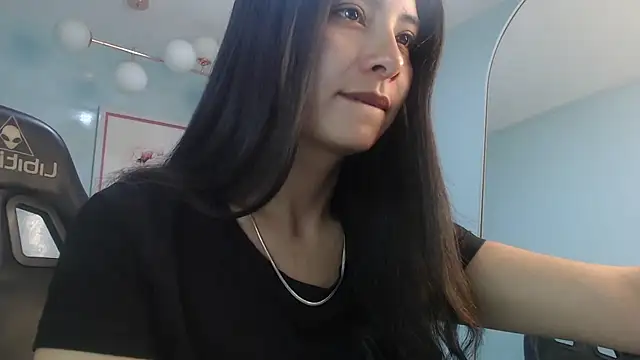 victoria hernandez t  online show from 03/02/26, 01:18