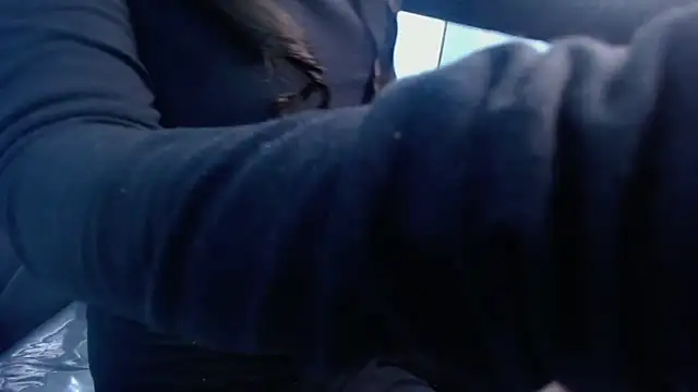 victoria hernandez t  online show from 11/20/25, 12:50