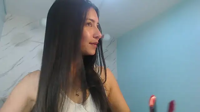 Snapshot of victoria_hernandez_t_ chatting on 07/10/26, 01:44 victoria hernandez t online show from 07/10/26, 01:44
