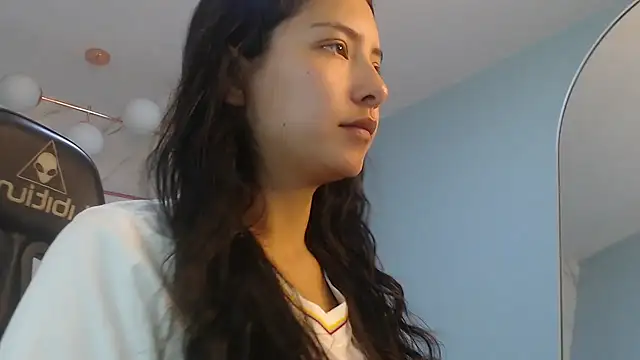 victoria hernandez t  online show from 03/26/26, 12:58