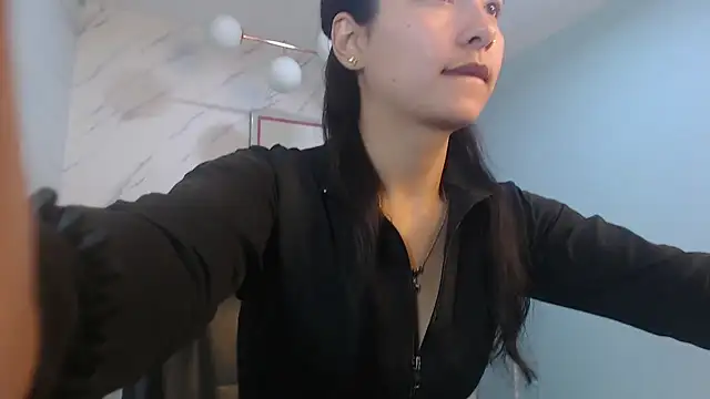 Snapshot of victoria_hernandez_t_ chatting on 06/10/26, 01:12 victoria hernandez t online show from 06/10/26, 01:12