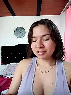 Isa Acosta online show from 11/19/25, 02:39