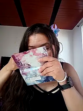 Snapshot of Isa_Acosta chatting on 02/06/26, 01:40 Isa Acosta online show from 02/06/26, 01:40