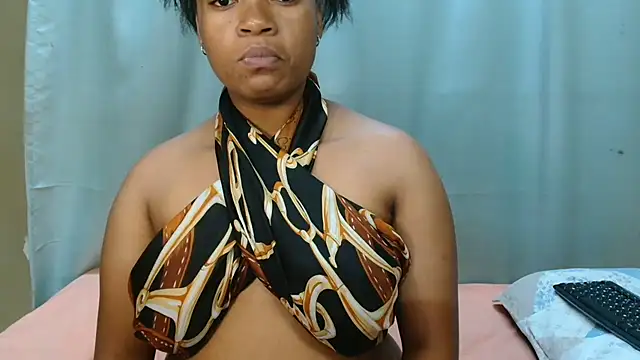 Snapshot of AfricanPopi chatting on 09/10/25, 08:08 AfricanPopi online show from 09/10/25, 08:08