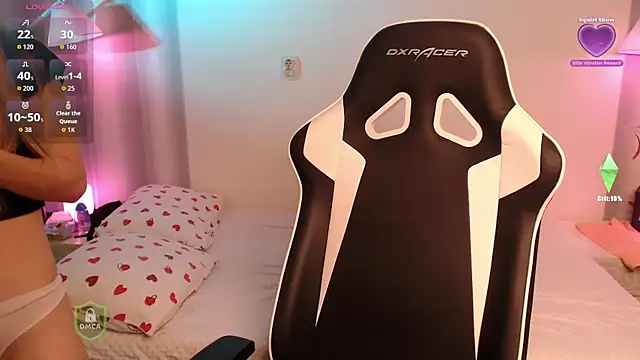 Snapshot of space_danger chatting on 11/08/25, 08:07 space danger online show from 11/08/25, 08:07