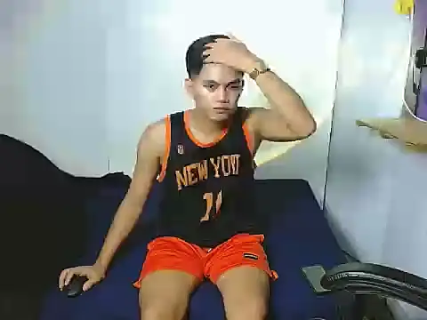 Alexx 143 online show from 10/27/25, 03:29