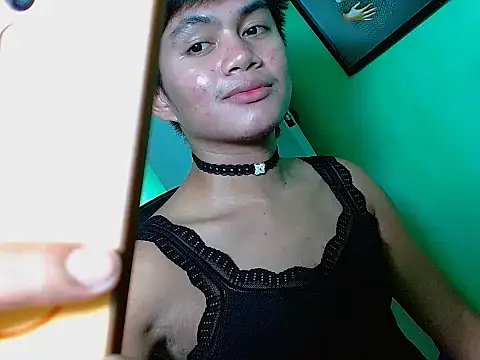 Snapshot of Alexx_143 chatting on 05/22/26, 02:59 Alexx 143 online show from 05/22/26, 02:59
