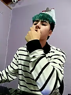 AlexanderCollman online show from 10/24/25, 07:24