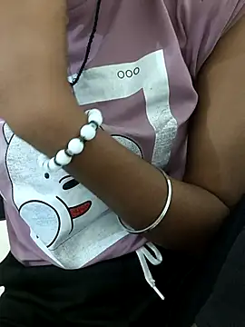 Alia-00 online show from 11/02/25, 04:17