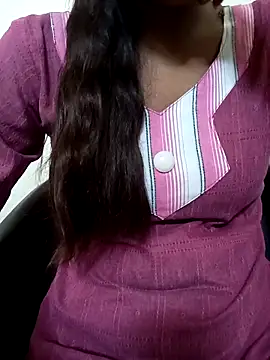 Alia-00 online show from 09/18/25, 04:37