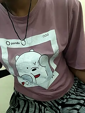 Alia-00 online show from 10/30/25, 04:44