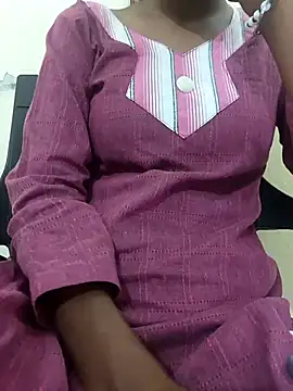 Alia-00 online show from 09/24/25, 03:57