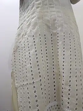 Alia-00 online show from 10/28/25, 04:02