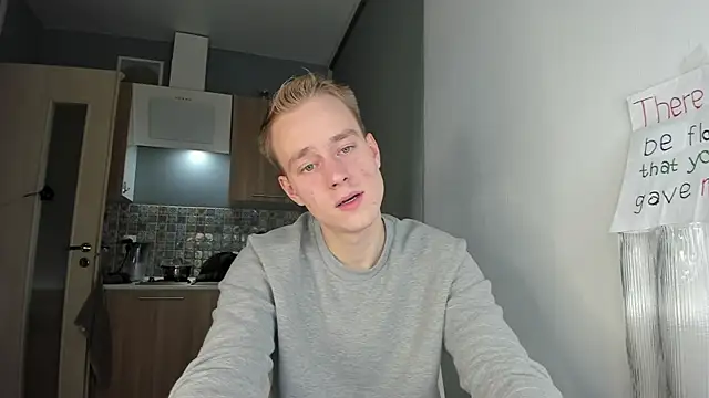 Snapshot of Kevin_Young_Cat chatting on 10/31/25, 05:20 Kevin Young Cat online show from 10/31/25, 05:20