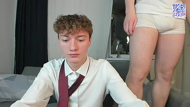 Kevin Young Cat online show from 12/15/25, 07:41