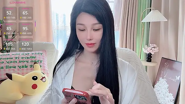 Xiatian520  online show from 10/24/25, 06:12