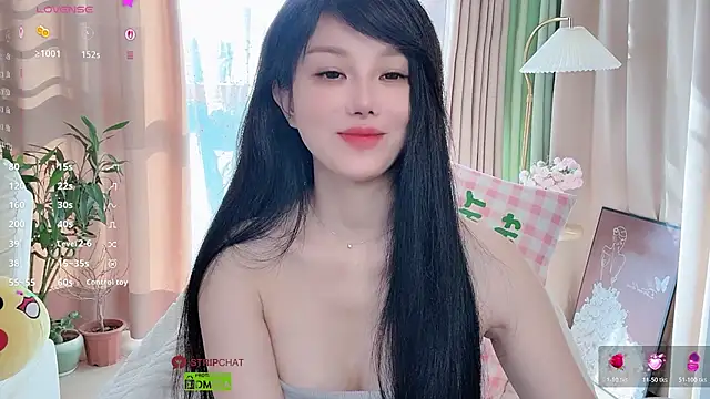 Xiatian520  online show from 11/16/25, 06:51